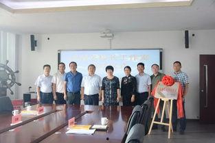 青岛高中爆料事件最新,揭秘校园内幕引发社会关注 第1张 青岛高中爆料事件最新,揭秘校园内幕引发社会关注 第1张